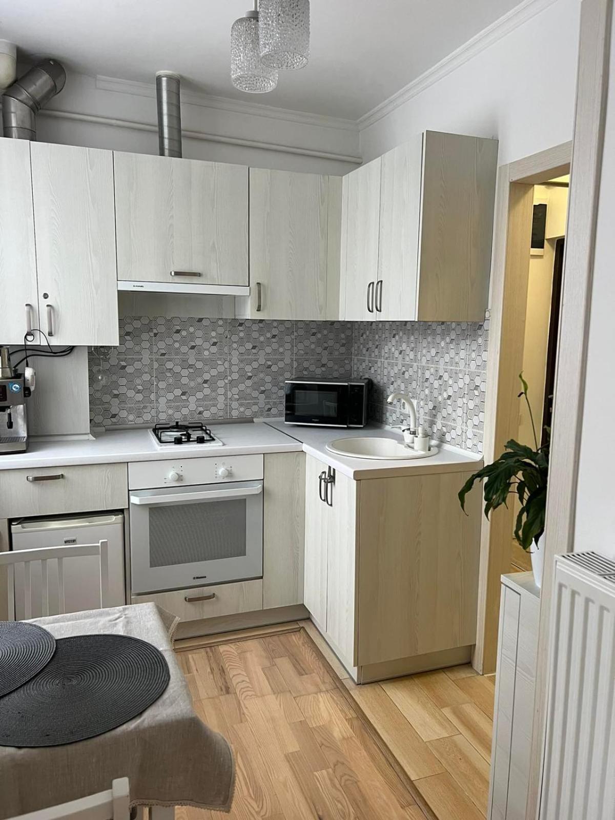 Apartment Kvitka Lviv Eksteriør bilde